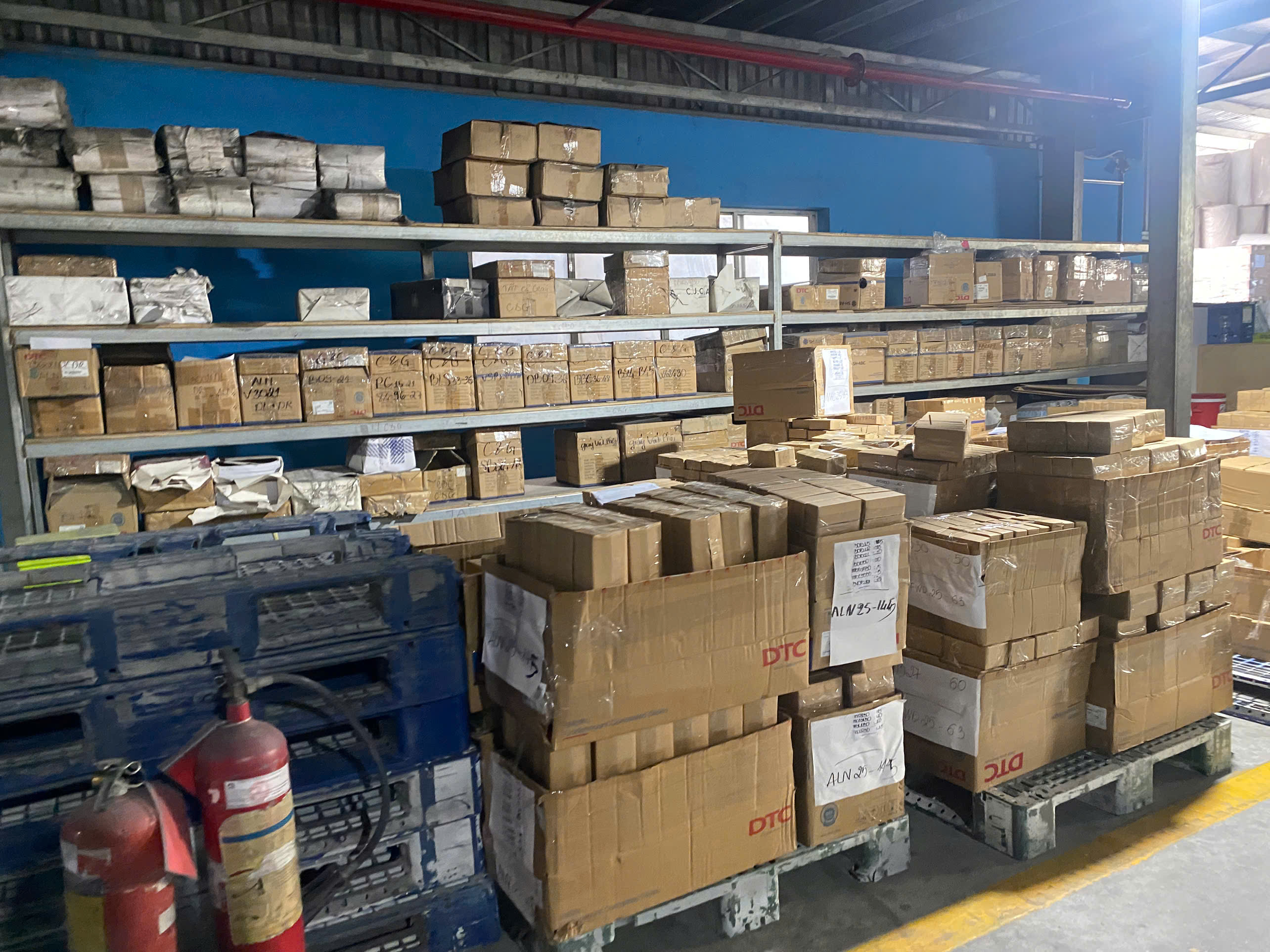Packaging materials 5.jpg